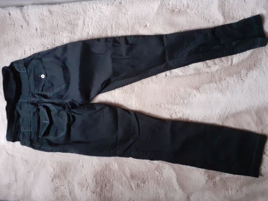 Blugi pentru gravide