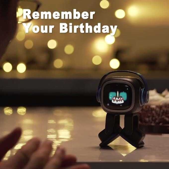 Интерактивный робот компаньон EMO Robot