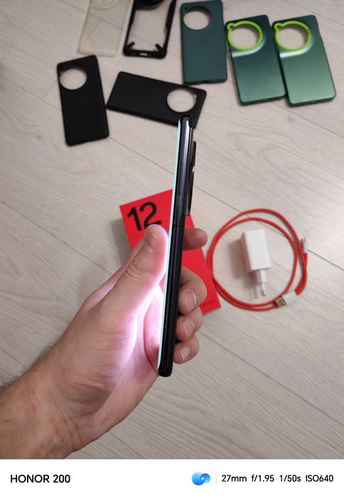 Oneplus 12 nu 12r, 12 gb +256 gb huse + folie