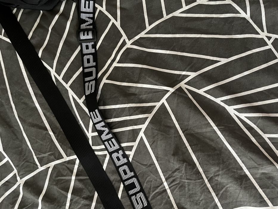 Supreme shoulder bag