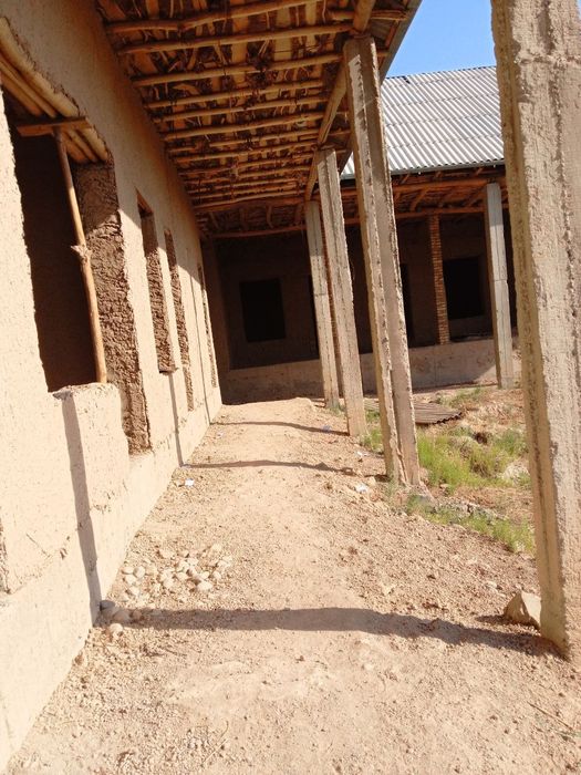 Шахрисабз каракушда учаска сотилади 16 сутиг учаска срочна