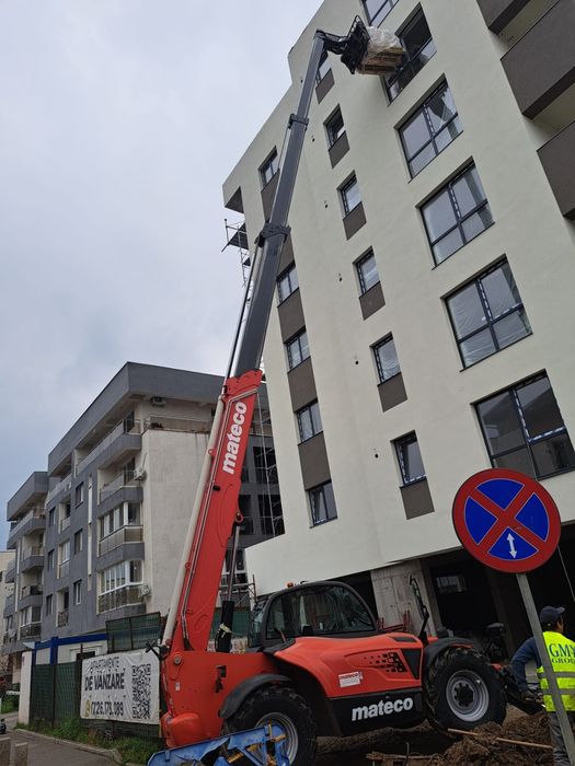 De inchiriat Manitou 18 metri 4 tone