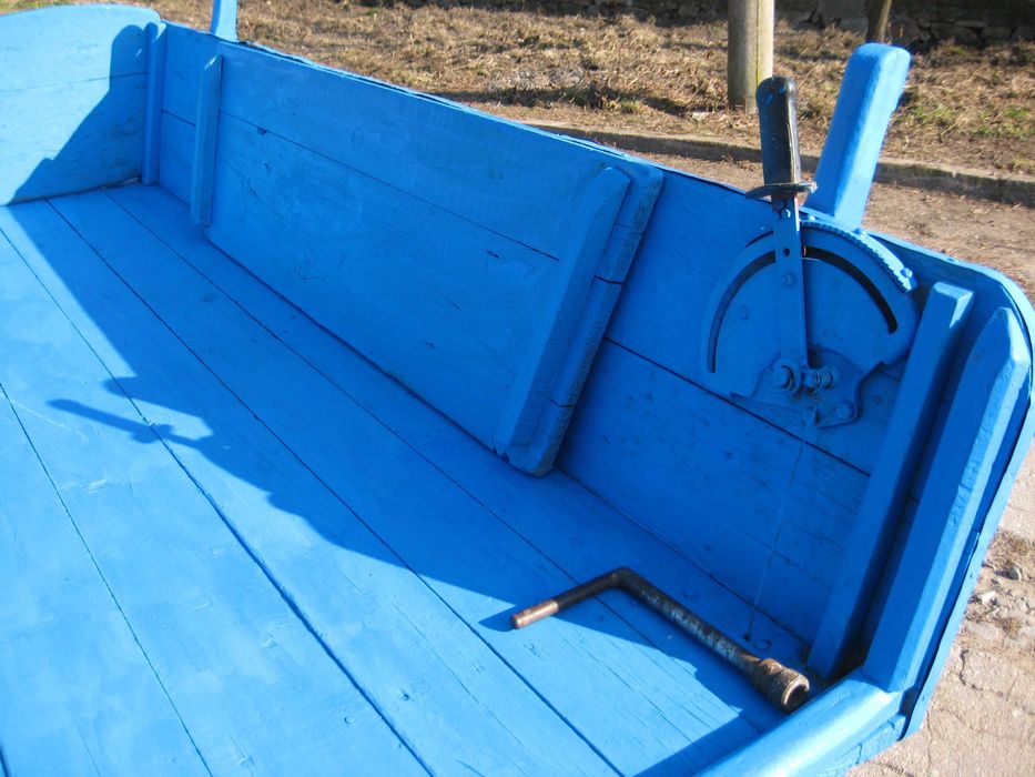 КАРУЦА С ГУМЕНИ КОЛЕЛА