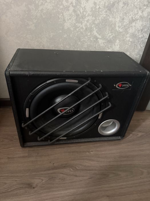 Продам Сабуфер syzx