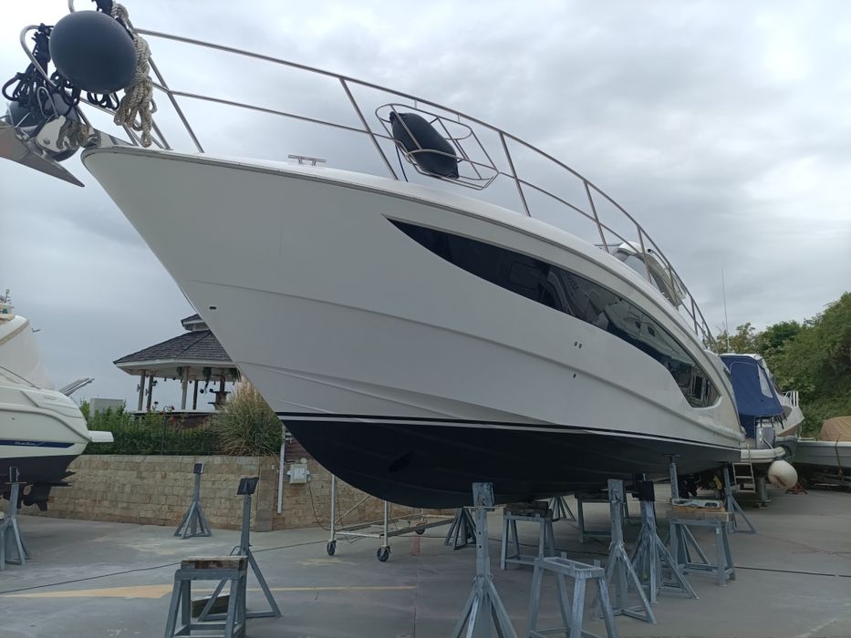 Полирам фарове на автомобили