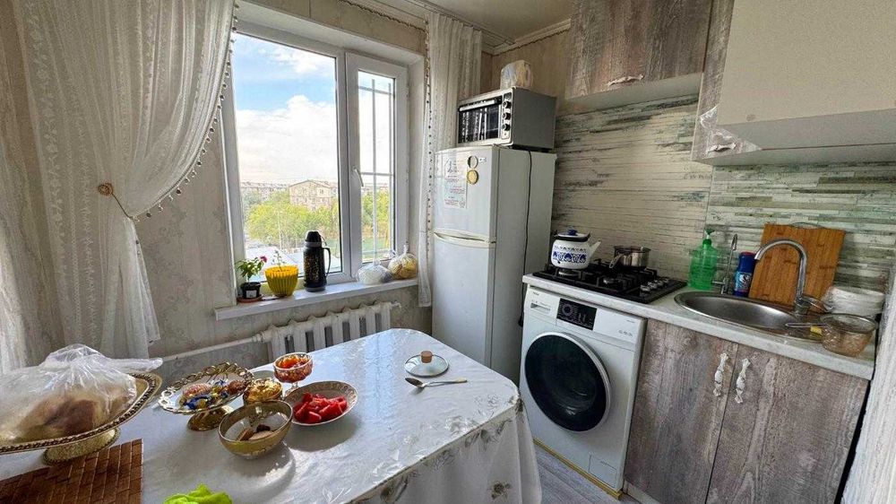 Продается 3х комнатная Самал Жулдыз