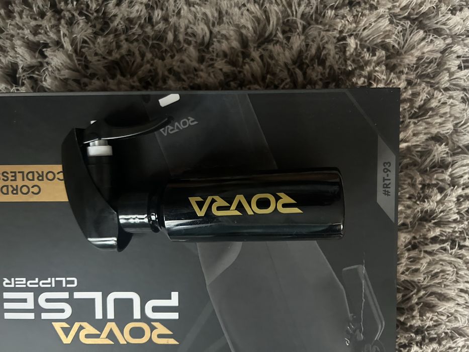 Se vinde set de tuns nou