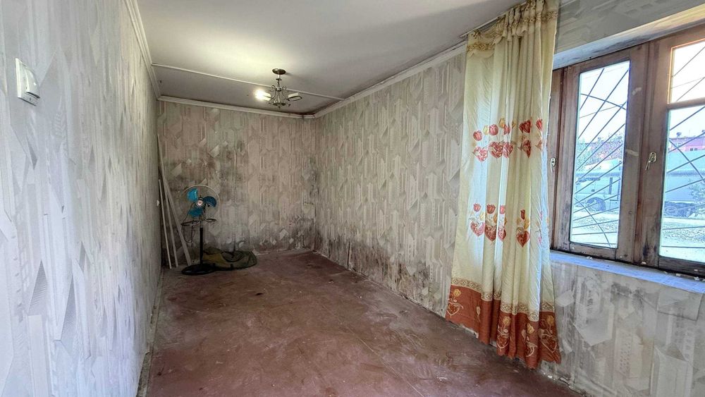 Доканал 26-мактаб 1 қаватда 2 хонали квартира сотилади. ID: 1920