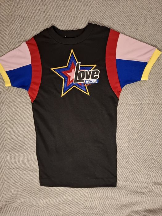 Rochii Gucci, Moschino, Karl Lagerfeld