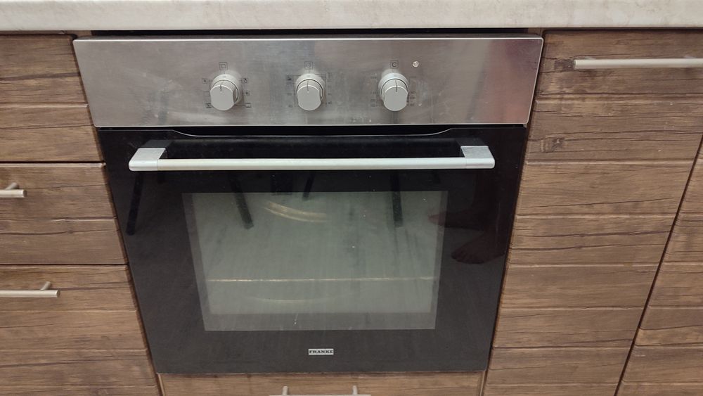 Продам духовой шкаф Franke