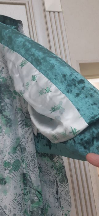 Продаётся двойка женская 30000т