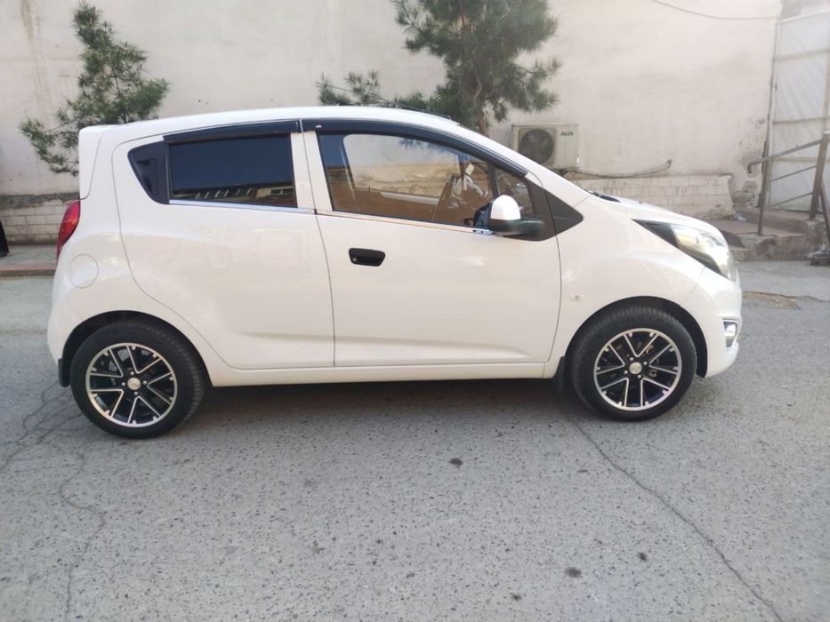 Спарк 2016 сотилади - Холати аьло