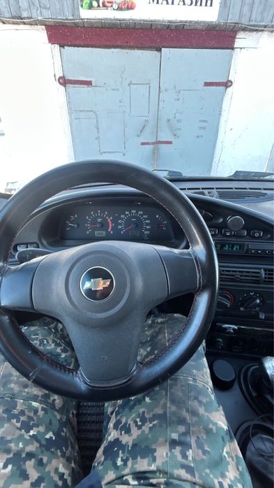 Продам шевроле нива