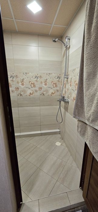 Дава се под наем Едностаен апартамент в Плевен, Идеален център - 50 кв.м за 408 € - Снимка #6