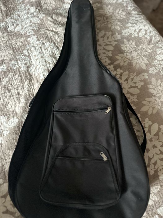 Продам класическую гитару