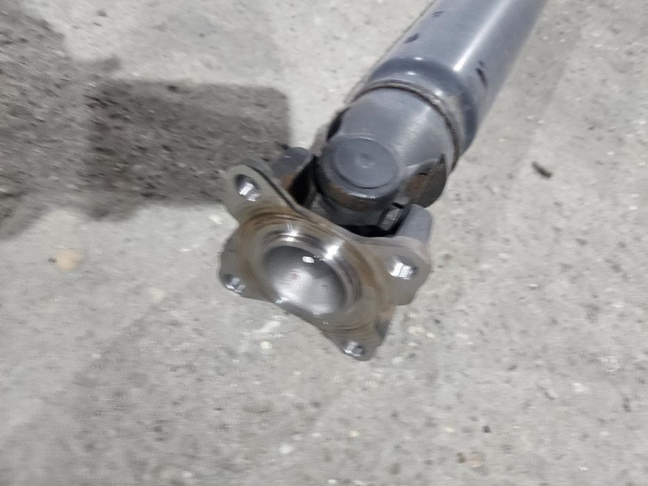 Дълъг кардан за Toyota Hilux 2.4d 2022г