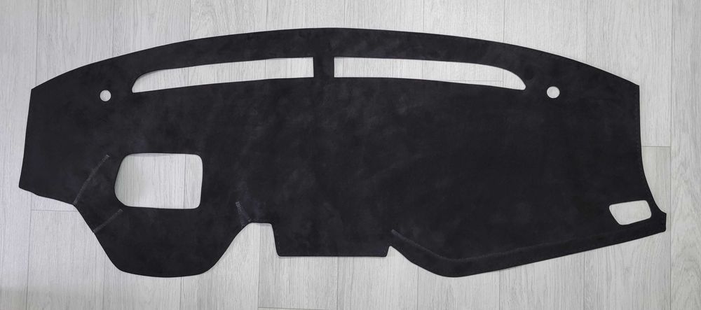 Продаю б/у накидки на панель а/м suzuki baleno, Hyundai-i30