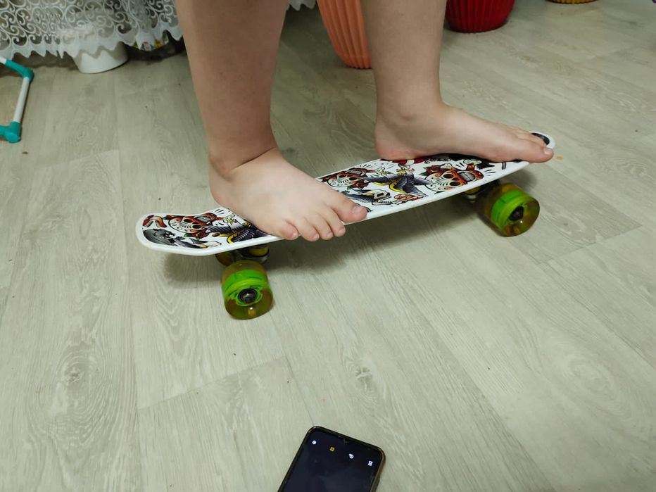 Продам скейт хороший