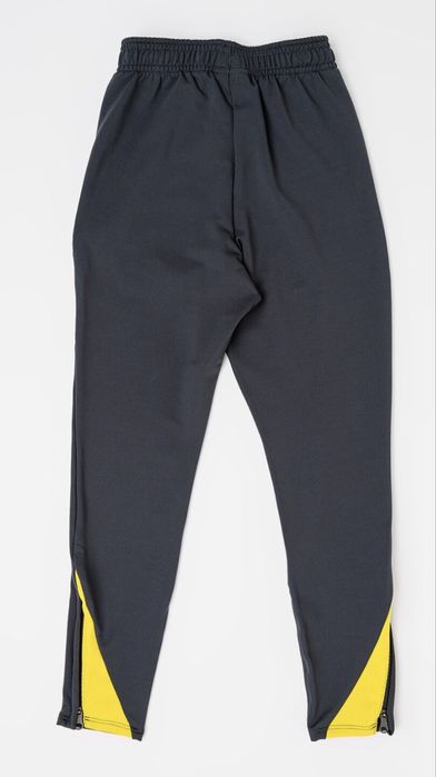 Nike Liverpool FC детско спортно долнище – ново