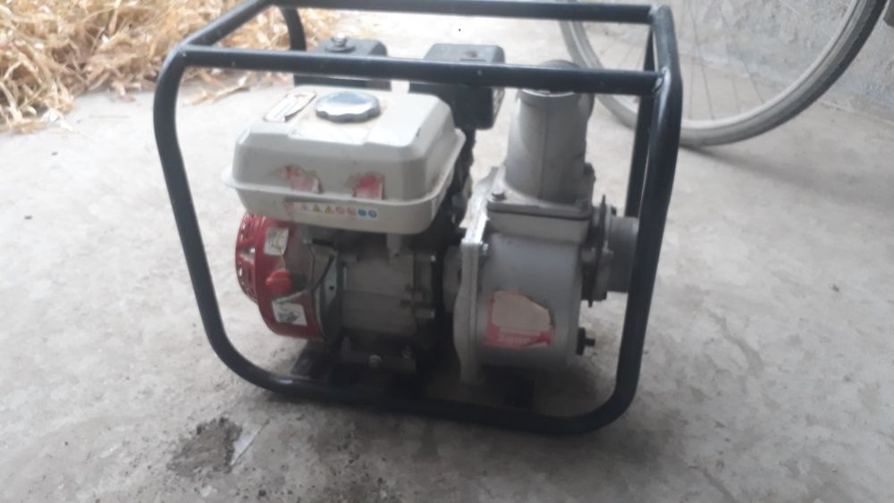 76 помпа сотилади