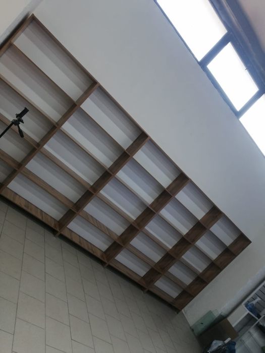 Стеллажи ветрины полки