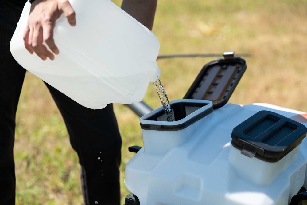 Drone agricole ABZ L30 pulverizare pentru irigatii, aplicare pesticide