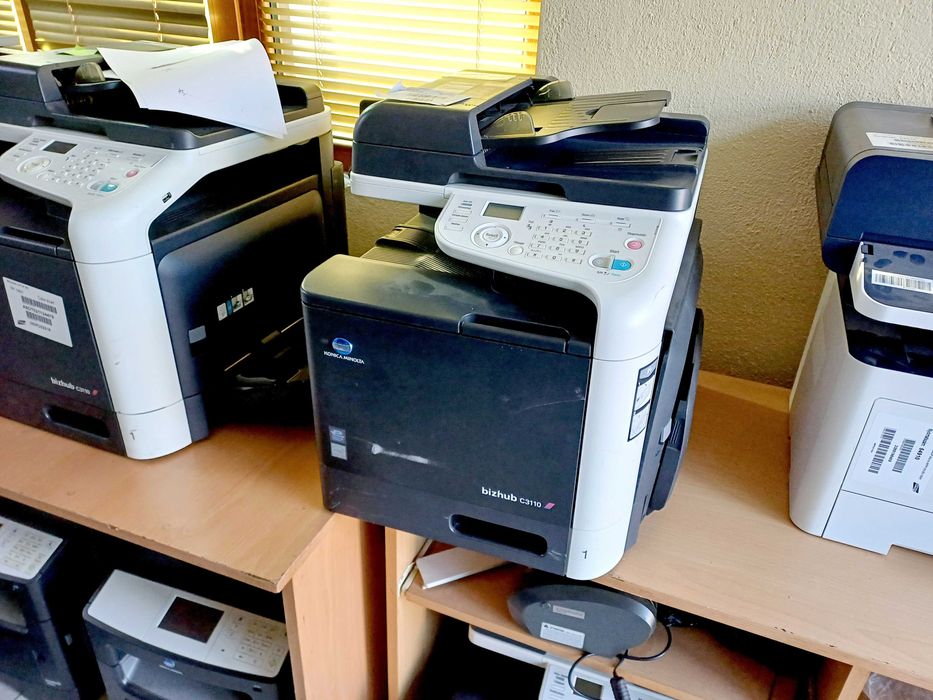 Цветни и моно Лазарен принтер и принтер/копир/скенер А4 Коника Минолта