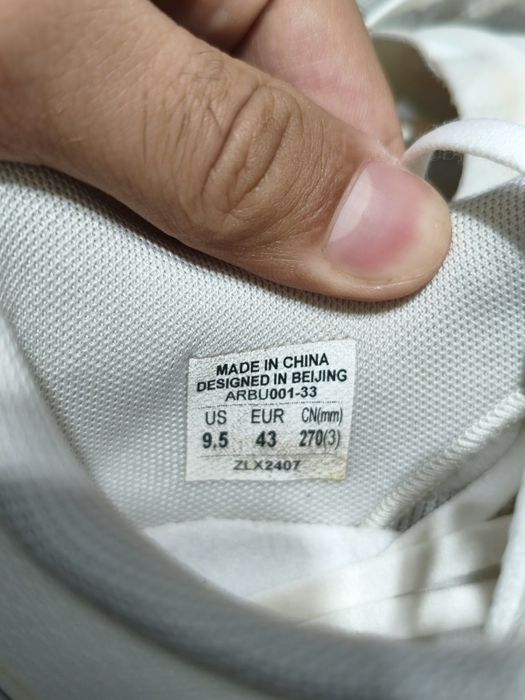 Продам оригинальные кроссовки Lining