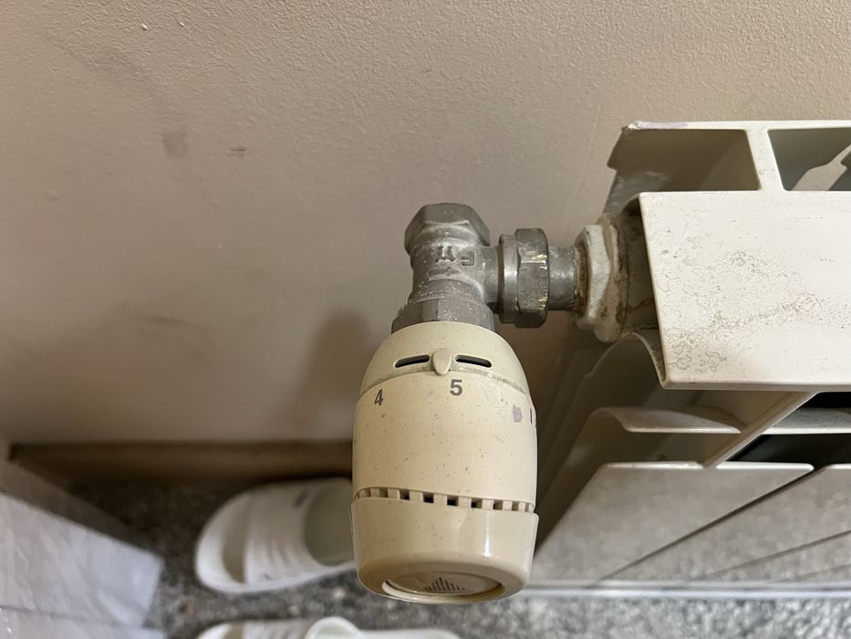 Алуминиев радиатор ОКОМПЛЕКТОВАН - 8 глидера