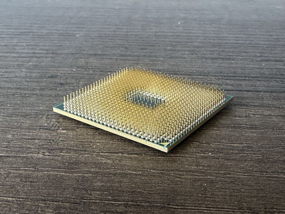 Процессор AMD A8-5500M Socket FS1 2 ядра/2 потока