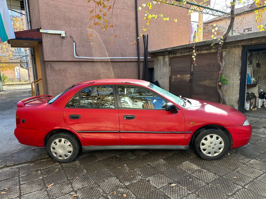 Mitsubishi carisma  1.6 GLX 1996