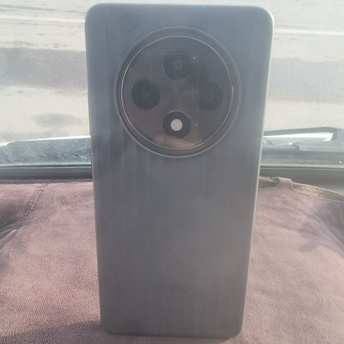 OPPO RENO 12 F 8.512