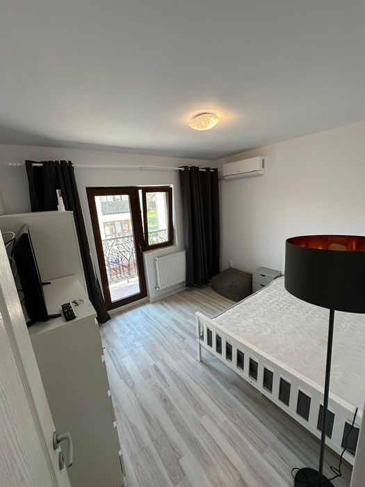Inchiriez apartament 1 camera