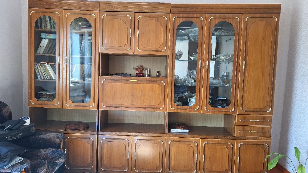 Продам стенку бу