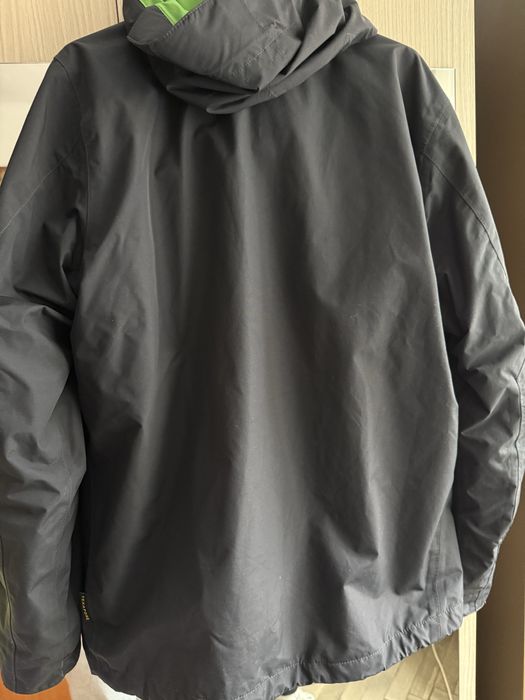 Vand geaca jak wolfskin