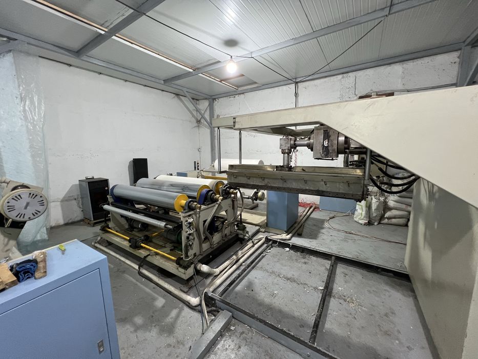 Продается готовый бизнес по производству Нетканного материала и клеенк