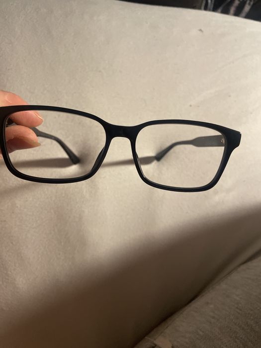 rame gucci folosite doar in casa aprox 1 an  sunt in stare perfecta