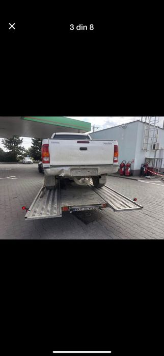 Dezmembrez toyota hilux 2.5 d 2008