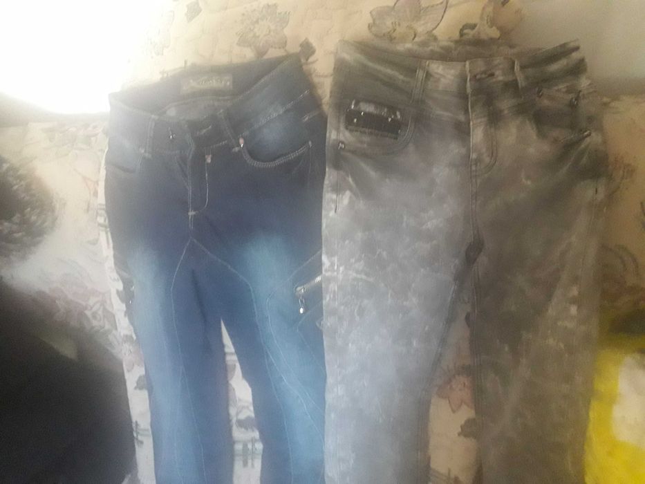 Джинсы подростковые...