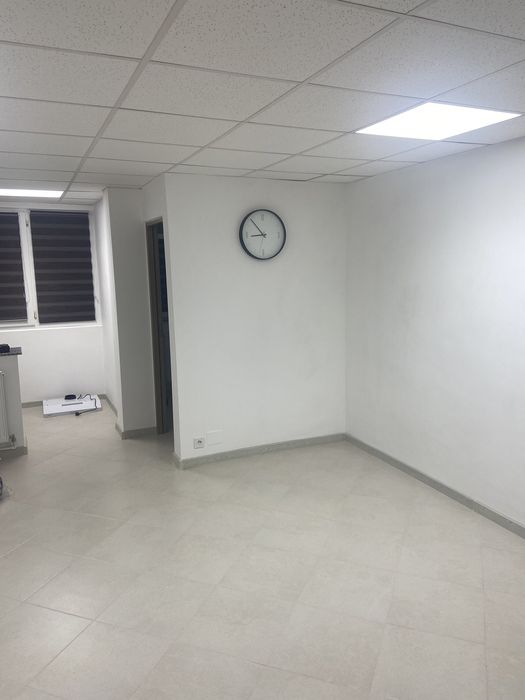 Garsoniera brazda g4 parter semidecomandat vad comercial