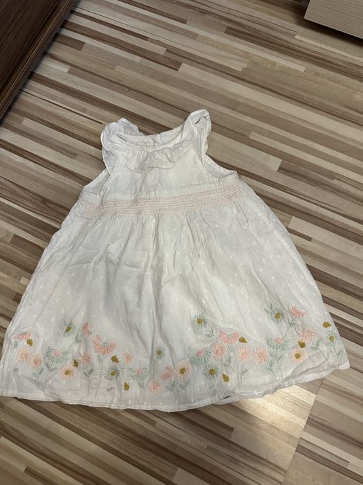 Бебешки рокли до 1 година Zara и други