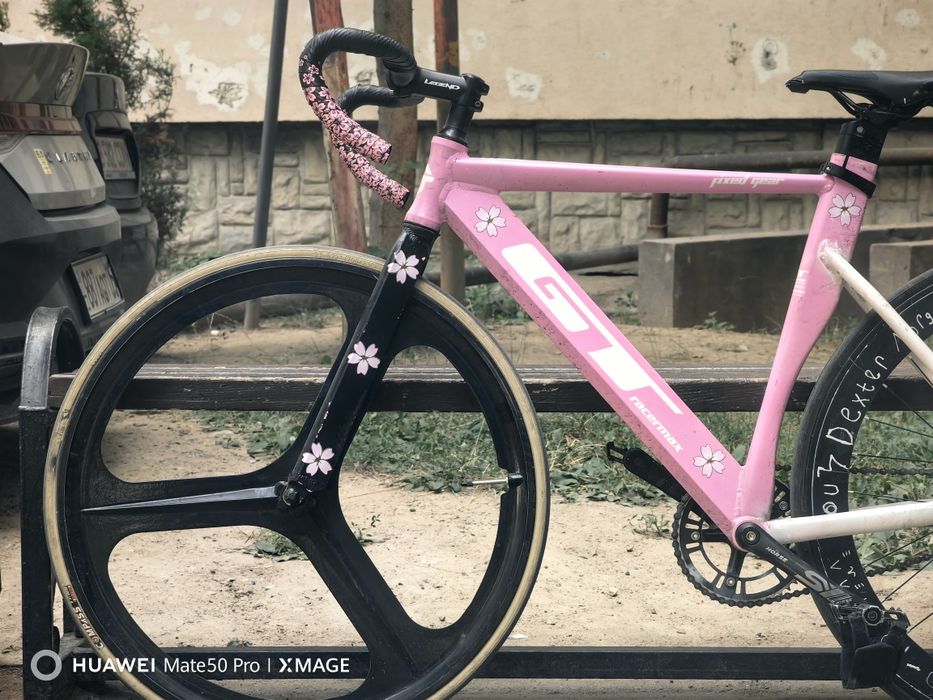 Продам fixed gear GT racermax розовый
