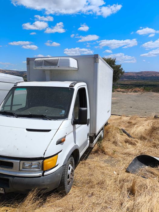 Продавам Бус Ивеко Дейли 35Ц12