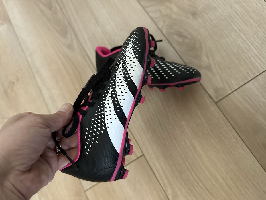 Ghete Fotbal Adidas Predator Accuracy.4 Cu Crampoane