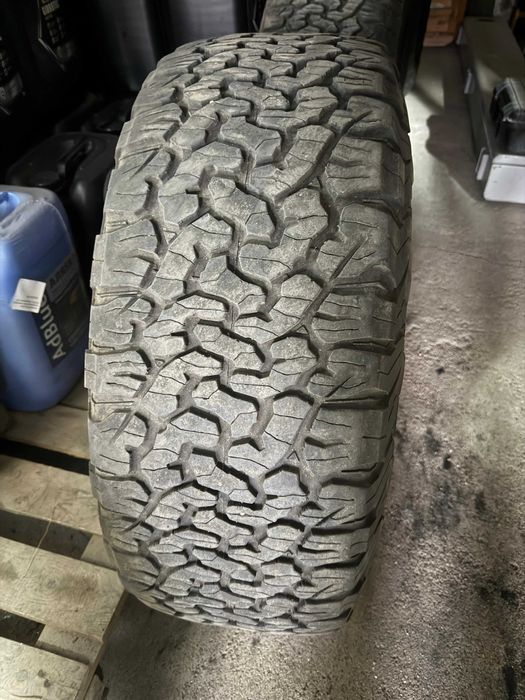 Продам шины 315 70 R17