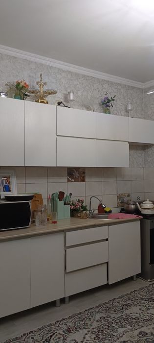 Кухня белая 2метра