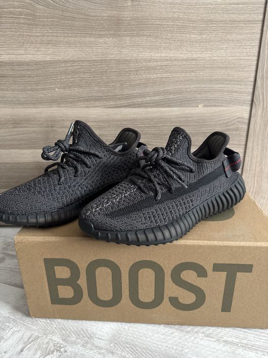 Yeezy 350 v2 Black Reflective 37,41,42,43
