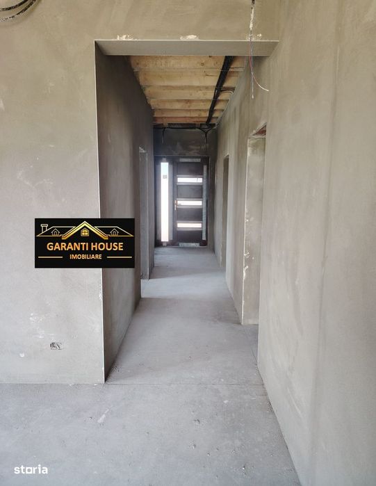 Zona Vrancei, casa pe un singur nivel, semifinisata, 165 000€