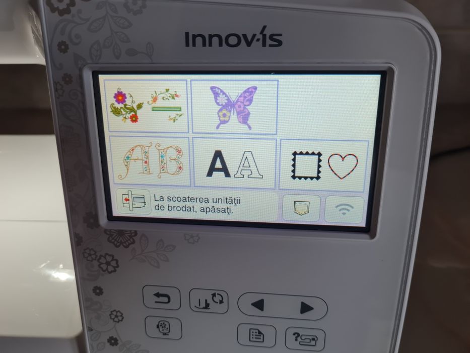 De vanzare masina brodat Brother  NV880E