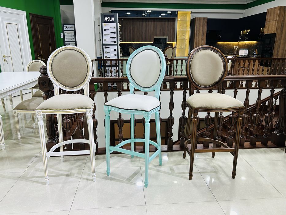 Английский стиль в вашем интерьере — барные стулья с характером